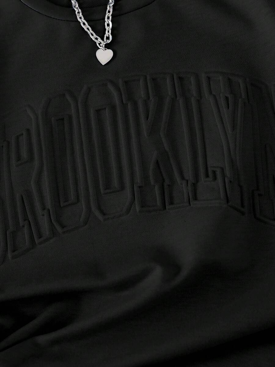 SHEIN Tween Girl Casual Short Sleeve Tshirt Featuring Embossed 3d