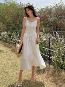 DAZY 素色前繫帶吊帶連衣裙 - 白色 - 查看 6