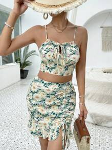 SHEIN VCAY 印花前繫帶吊帶上衣和抽繩荷葉邊半身裙 - 綠色 - 查看 1