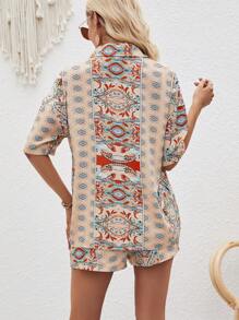 SHEIN VCAY 佩斯利印花落肩袖襯衫和短褲 - 卡其色 - 查看 2