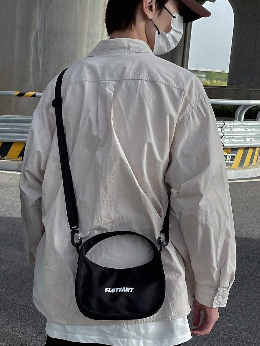 多功能小流浪漢包字母圖案帶頂部手柄單肩包斜挎包休閒包高中生大學生新生包 - 黑色 - 查看 1