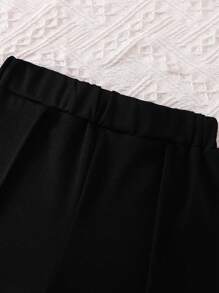 SHEIN 2入組/套小男孩休閒字母徽標折疊短袖 T 恤和短褲夏季服裝 - 黑色 - 查看 7