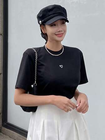 DAZY Camiseta Bordada Con Corazón