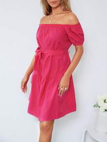 EURMUSE Off Shoulder Ruffle Hem Belted Dress - Màu Hồng Tươi - Xem 4