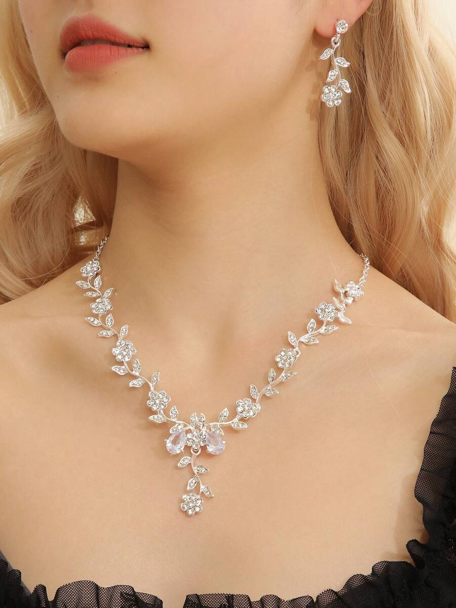 3 pièces/Set Boucles d'oreilles et Collier Design Fleur de Prunier Cubique zircone Luxe pour Femmes, Cadeau Gorgeous pour Rendez-vous, Maman, Mère, Fête des Mères - Blanc - Voir 1