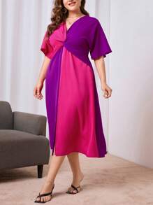 SHEIN Privé 大碼雙色前扭結高衩連衣裙 - 彩色 - 查看 3