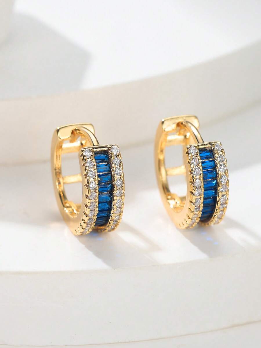 Vanel 一对精致微镶嵌蓝色方形锆石耳钉，金色，时尚珠宝礼物，适合送给女朋友