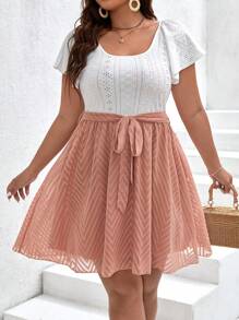 SHEIN Frenchy 大码波西米亚风孔眼刺绣蝴蝶袖系带连衣裙，适合夏季 - 彩色 - 查看 1