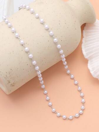 Collar con diseño de perla artificial