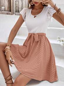 SHEIN Frenchy Colourblock Keyhole Neckline Contrast Mesh Ruffle Trim Belted Dress - Dusty Pink - View 5