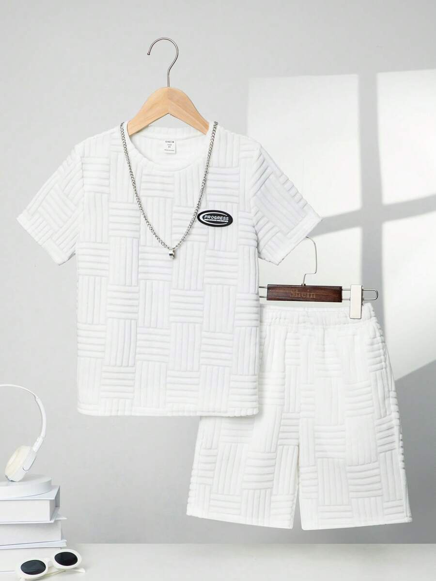 SHEIN 男孩字母貼布T恤和短褲無項鏈 - 白色 - 查看 1