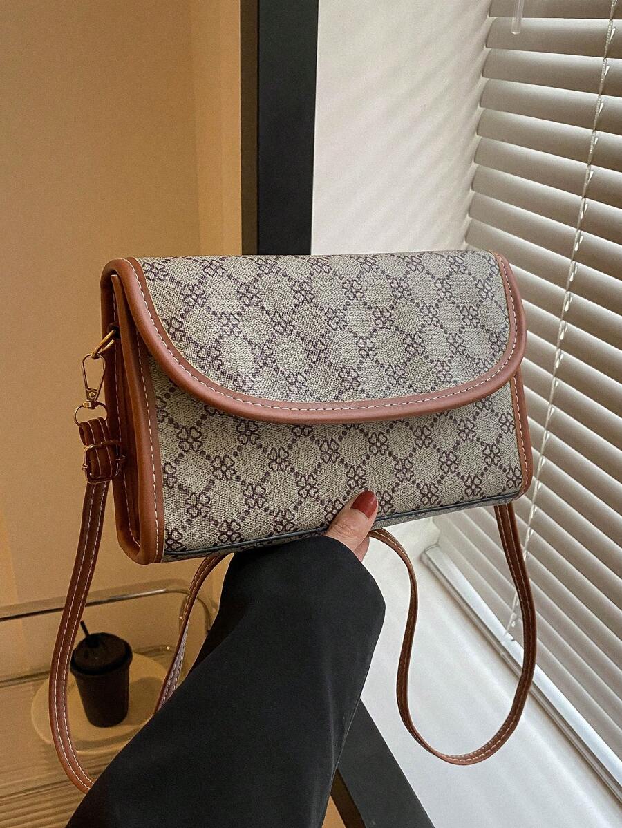 Túi vuông họa tiết cỏ ba lá Vạt PU có độ tương phản cao - màu nâu - Xem 1