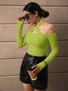 SHEIN Privé Solid Criss Cross Halter Neck Tee