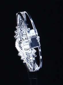 1入組奢華閃亮爪鏈手鍊，配以心形方晶鋯石，非常適合女士約會和送禮