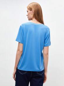 BizChic Thêu Khẩu hiệu Cổ chữ V Áo thun Trang phục làm việc - Màu xanh lam - Xem 2