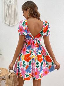 SHEIN VCAY 印花方領泡泡袖連衣裙 - 彩色 - 查看 6