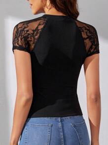 SHEIN Tall Camiseta con encaje en contraste de manga raglán