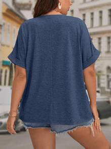 SHEIN LUNE Plus Notched Neck Batwing Sleeve Half Button Tee - Navy Blue - View 2