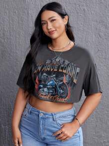 SHEIN Coolane Plus Motorcycle & Letter Graphic Drop Shoulder Crop Tee - Dark Grey - View 5