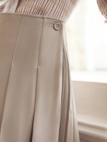 MOTF PREMIUM 飄逸下擺和褶皺半身裙 - 卡其色 - 查看 7