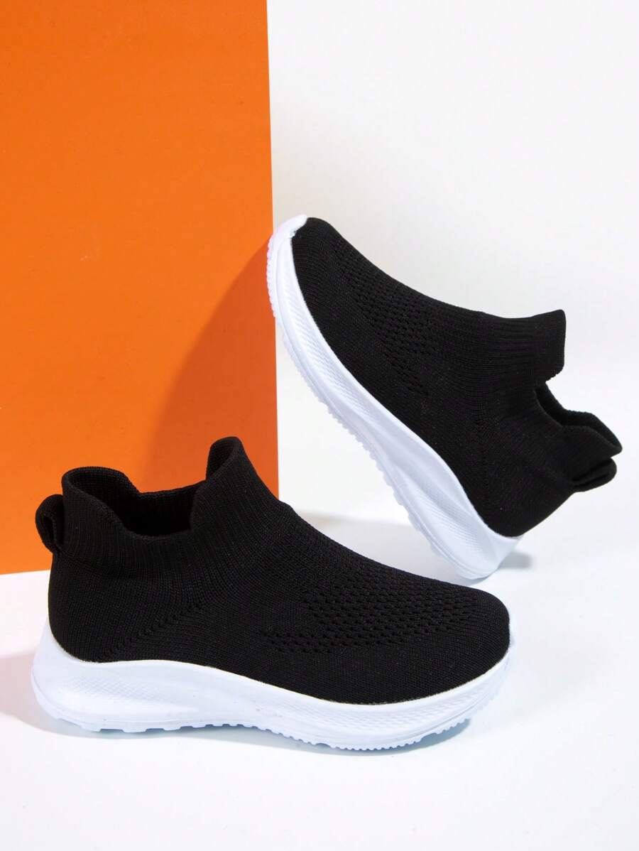 Women Breathable Slip On Sports Shoes, Sporty Black Fabric Running Shoes