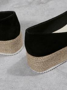 女性蝴蝶結裝飾編織厚底度假仿麂皮淺口坡跟鞋 - 黑色 - 查看 4