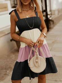 撞色肩上打結荷葉邊吊帶連衣裙 - 黑色 - 查看 1