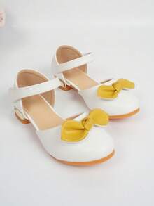 Girls Fun Knot Decor Hook-and-loop Fastener Ankle Strap Shoes For Outdoor - White - View 1