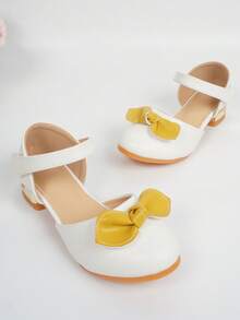 Girls Fun Knot Decor Hook-and-loop Fastener Ankle Strap Shoes For Outdoor - White - View 4