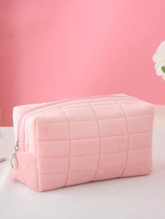 Minimalist Make Up Bag Zipper Pink Waterproof PVC Cosmetic Bag Make Up Bag Makeup Tool Organizer Travel Storage Bag Toiletry Bag Square Bag Wash Bag For Women Gifts Girl Gifts Girlfriend Gifts Fur Quilt Makeup Storage