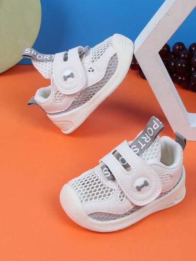 男嬰字母圖案魔術貼運動跑步鞋適用於戶外