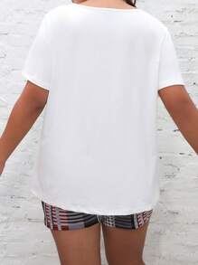 SHEIN LUNE 大碼格紋補丁貼口袋T恤和短褲 - 彩色 - 查看 2