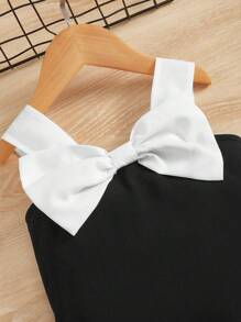 SHEIN Áo ba lỗ & áo hai dây cho bé gái mới biết đi Nơ bướm lớn Khối Màu Dễ thương - Đen và trắng - Xem 3