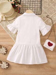 SHEIN Cô gái trẻ chân dung hoạt hình màu trắng kỳ nghỉ hè, váy đơn giản và thời trang cho bé gái với cổ áo và tay áo nhún bèo - trắng - Xem 2