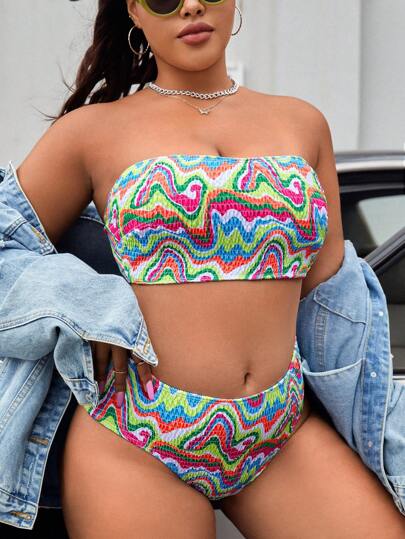 SHEIN Swim Curve 大尺碼全印花無肩帶比基尼套裝，夏日沙灘必備