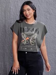 SHEIN EZwear 大碼摩托車和標語圖案蝙蝠袖短款T恤 - 深灰色 - 查看 2