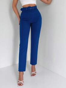 Pantalones de traje unicolor con bolsillo oblicuo con cinturón