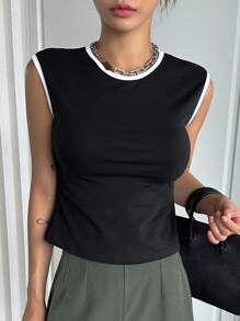 DAZY Contrast Binding Tee - Black - View 6