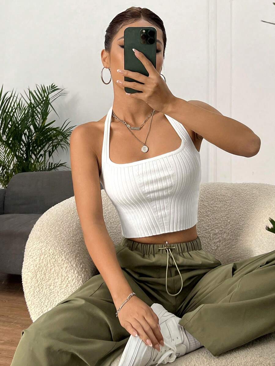 SHEIN EZwear 素色露背短款吊脖針織上衣 - 白色 - 查看 1