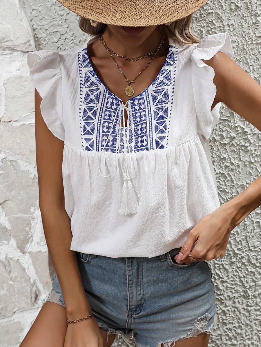 SHEIN LUNE Blusa con bordado geométrico de cuello con cordón y fleco ribete con fruncido - Blanco - Ver 1