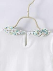 SHEIN 女婴花卉印花荷叶边饰对比色领连脚睡衣连体衣和配饰头带