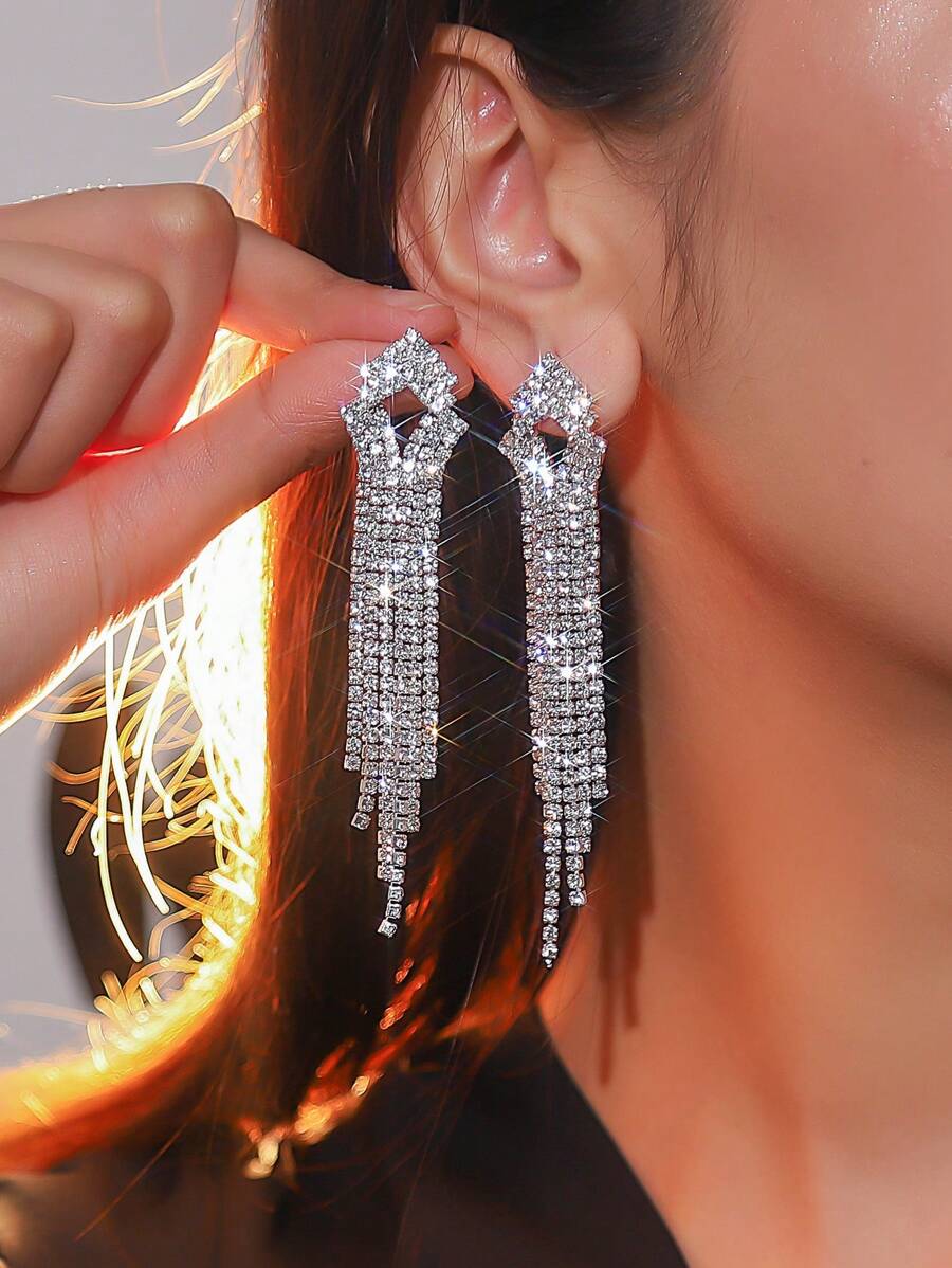 華麗夜店性感水晶垂墜耳釘女式1對 - 銀色 - 查看 1