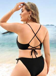 SHEIN Swim Curve Conjunto de bikini de talla grande en color liso con sujetador halter y soporte lateral para playa en verano - Negro - Ver 6