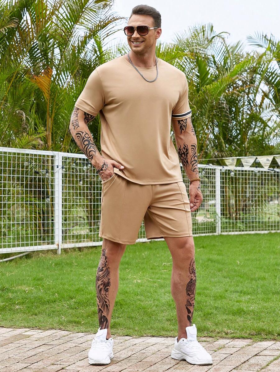 Manfinity Homme Men Plus Contrast Tape Tee & Drawstring Waist Shorts - Brown - View 1