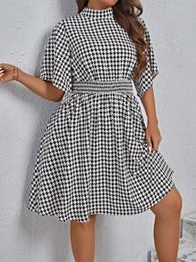 SHEIN Privé Đầm Plus Size Nút Dải chun răng cưa Giải trí - Đen và trắng - Xem 5