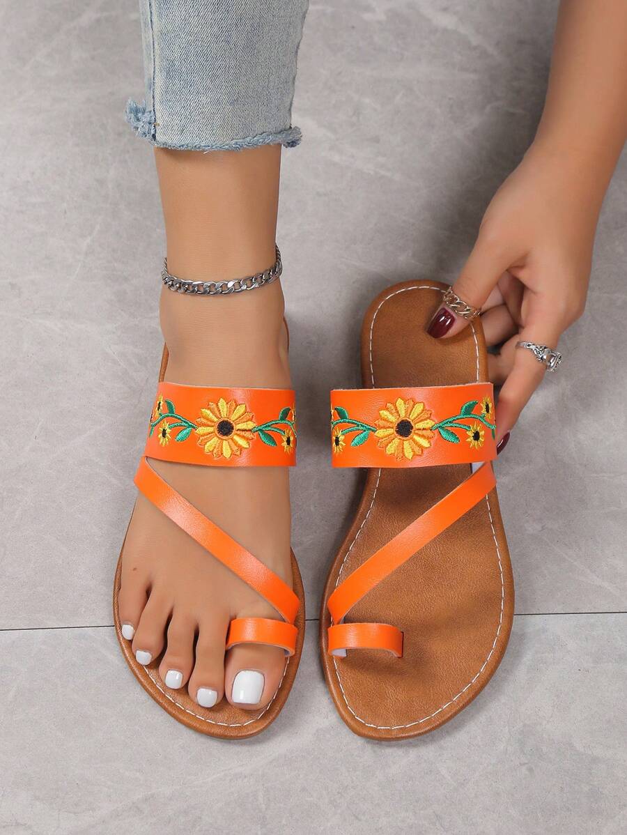 Xăng đan màu cam ngộ nghĩnh dành cho nữ, Xăng đan xỏ ngón xỏ ngón thêu hoa - trái cam - Xem 1