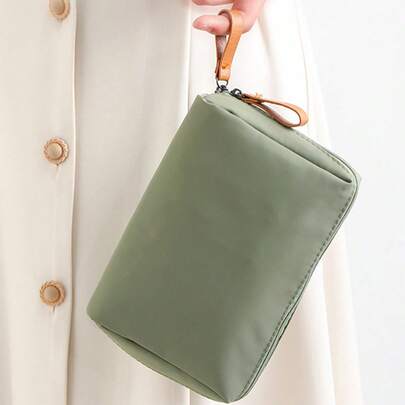 大容量化妆包，化妆包，化妆收纳袋，护肤包，洗漱包，收纳袋，旅行必备，邮轮必备，宿舍必备，婚礼伴娘礼物，妈妈礼物，生日礼物，送给朋友和老师的礼物，家居装饰，浴室客厅卧室装饰，浴室收纳，珠宝收纳，唇油收纳，指甲油收纳，女士礼物，圣诞礼物，女士礼物创意，收纳袋，化妆包，旅行必备