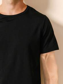 Men Solid Tee & Plaid Print Shorts PJ Set - Multicolor - View 3