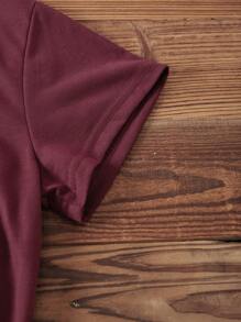 SHEIN LUNE Letter Graphic Tee - Burgundy - View 5