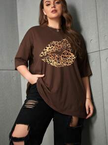 INAWLY Plus Size Leopard Lip Print Drop Shoulder Tee - Chocolate Brown - View 5